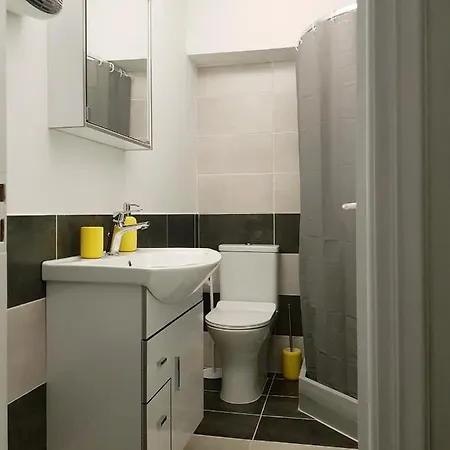 Appartement Studio, Exarcheia