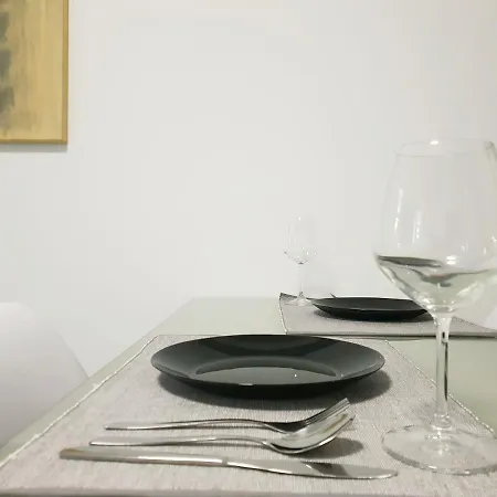Apartamento Studio, Exarcheia